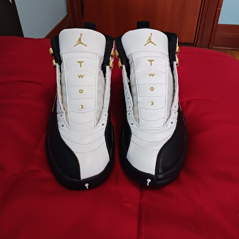 Jordan 12 royal taxi's